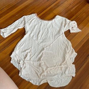 Free people light sweater shirt